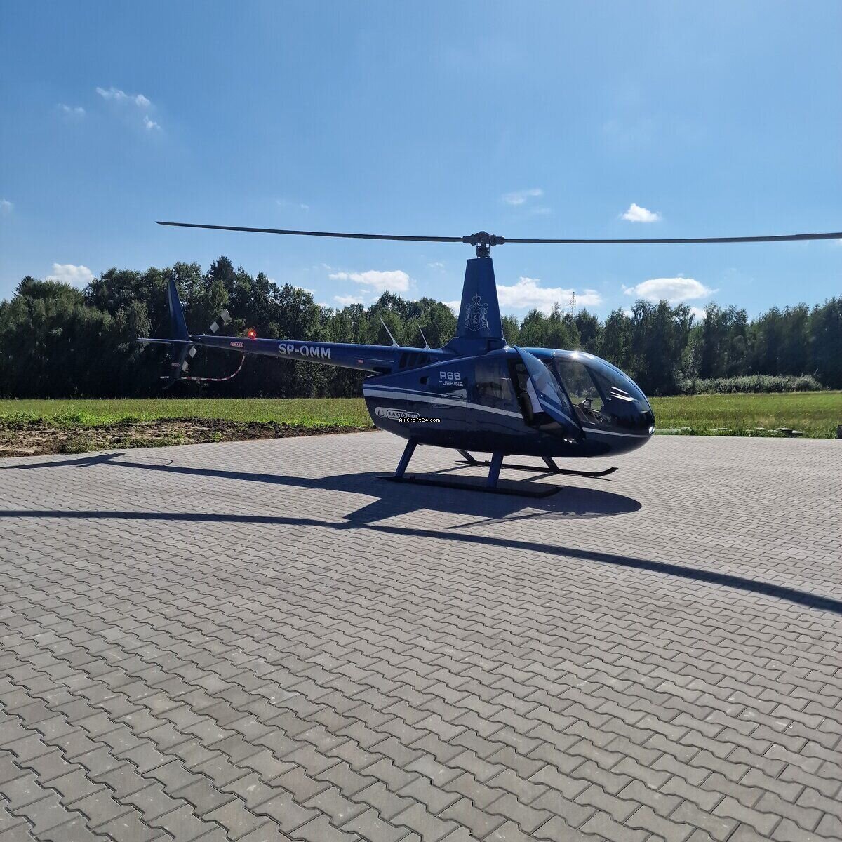 2015 Robinson R66, photo 1