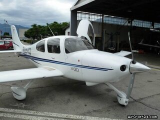 Cirrus SR20