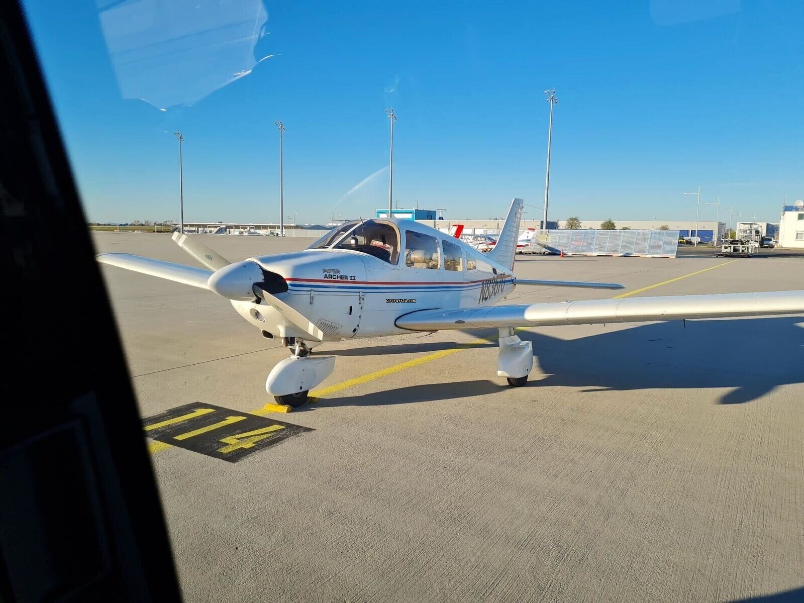 1981 Piper 28-181, photo 7