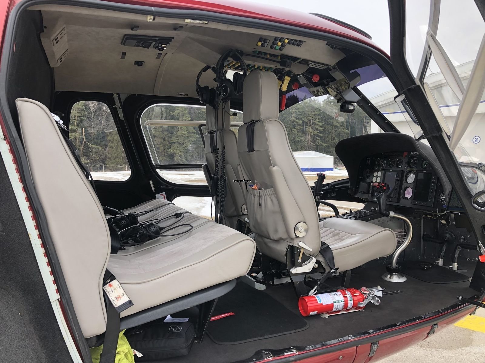 1982 Eurocopter AS355 F1, photo 4