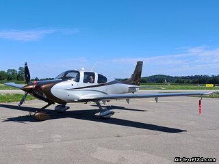 Cirrus SR22T GTS