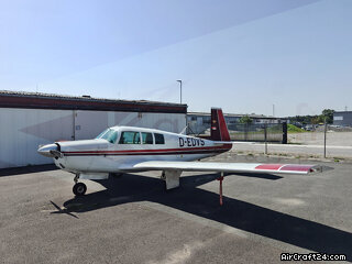 Mooney M20F Executive