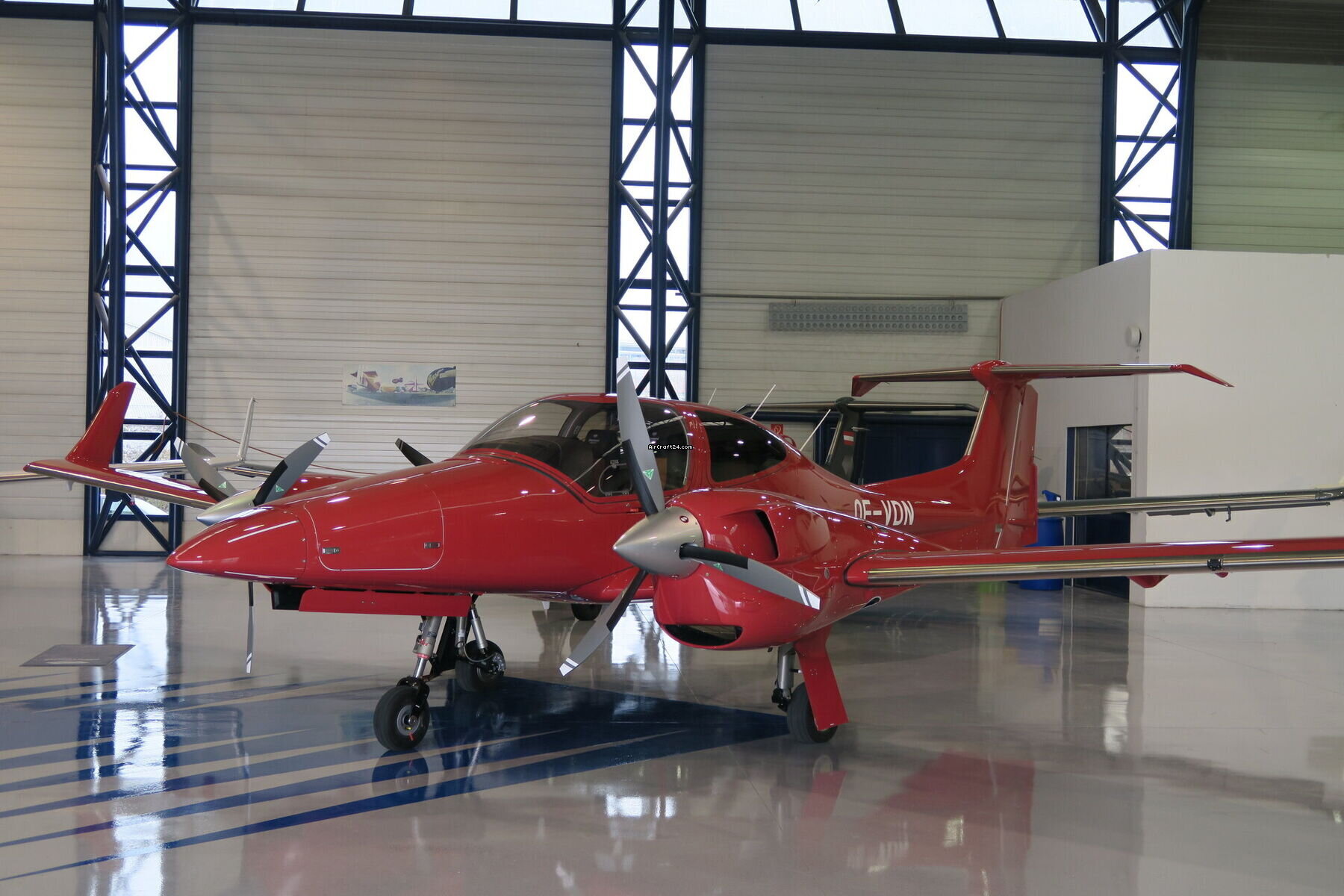 2023 Diamond DA42-V1, photo 1