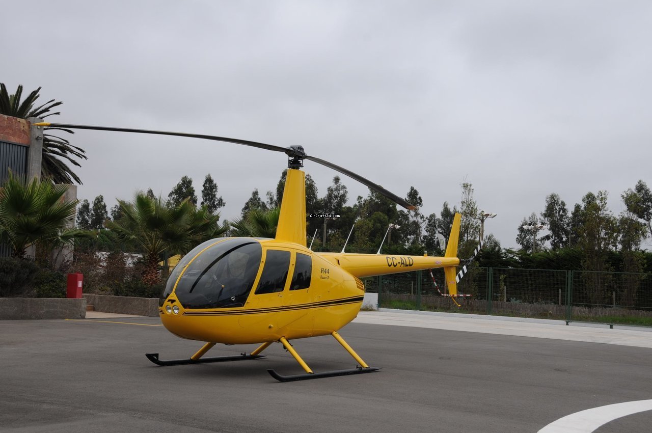 2013 Robinson R44, photo 4