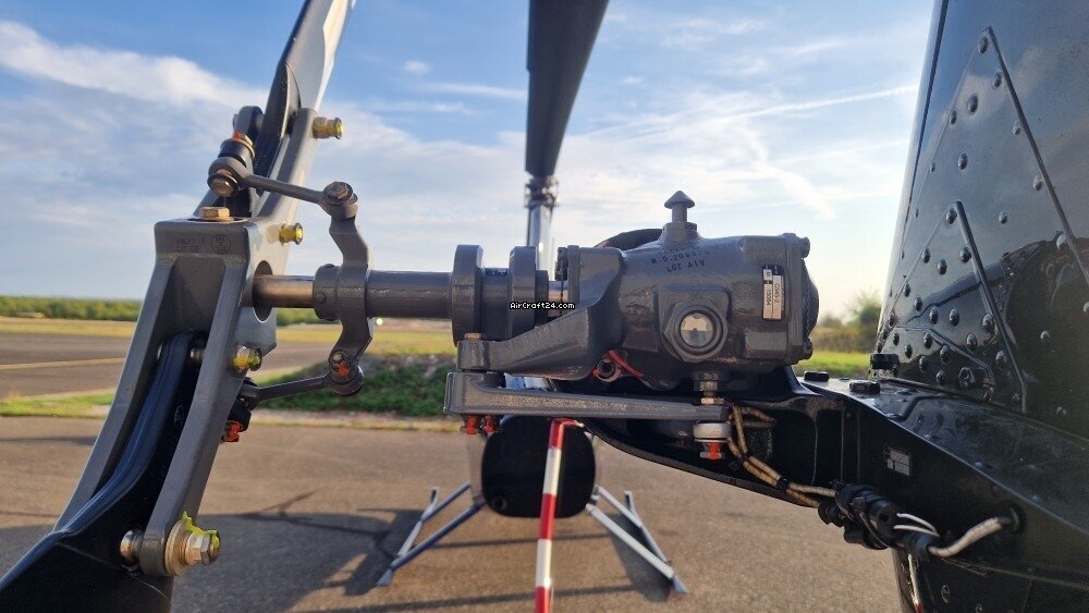 2010 Robinson R44, photo 7
