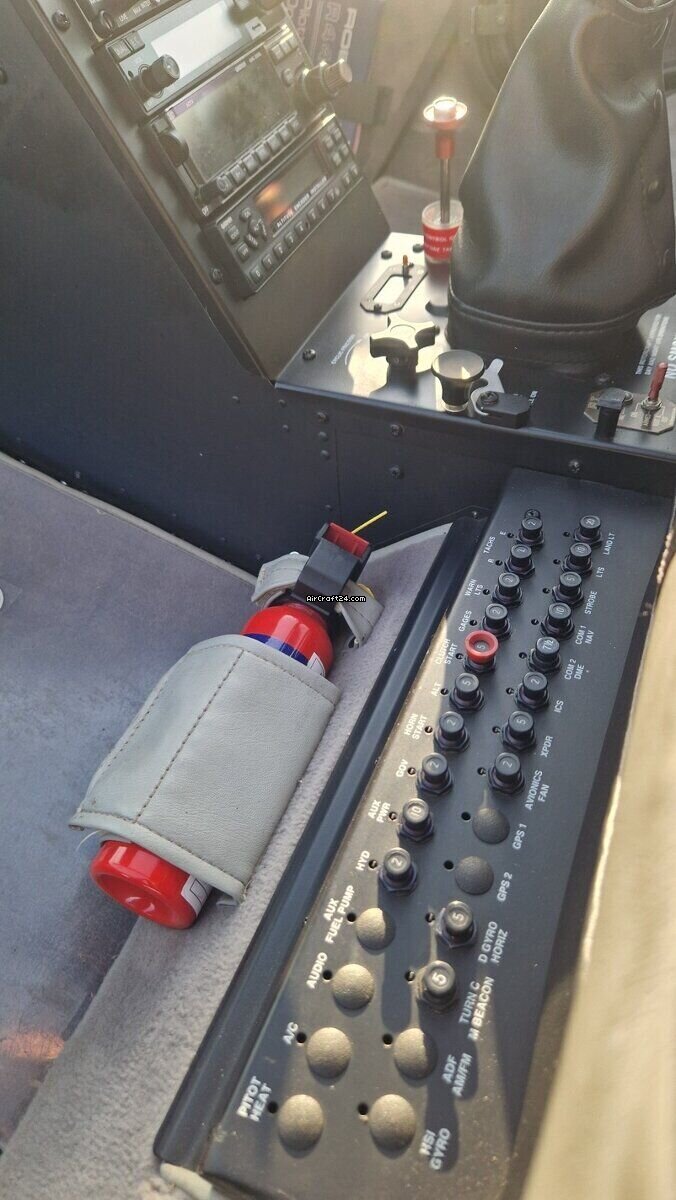 2010 Robinson R44, photo 9