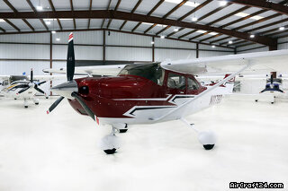 Cessna 182T Skylane