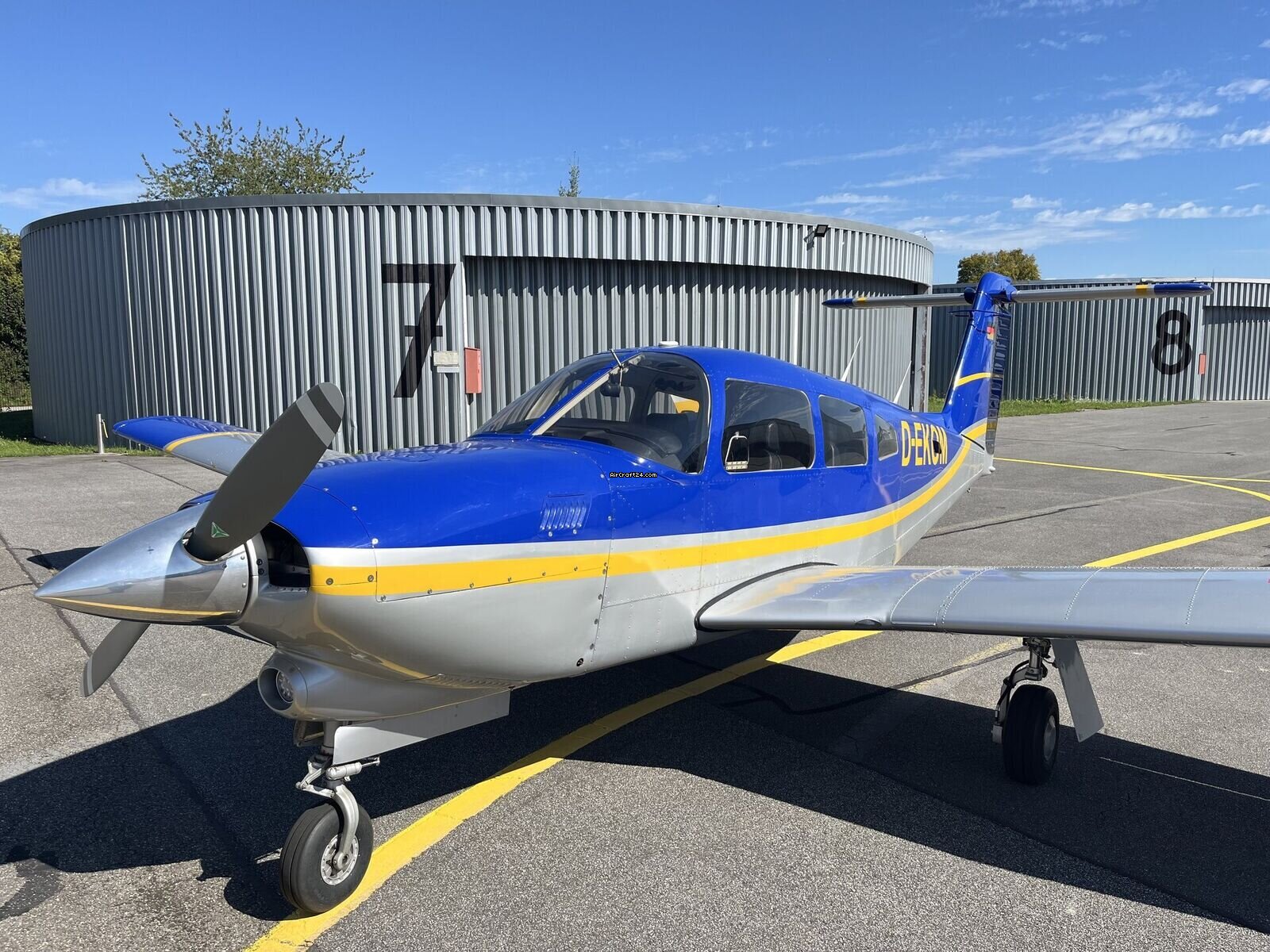 1980 Piper PA-28RT-201T, photo 2