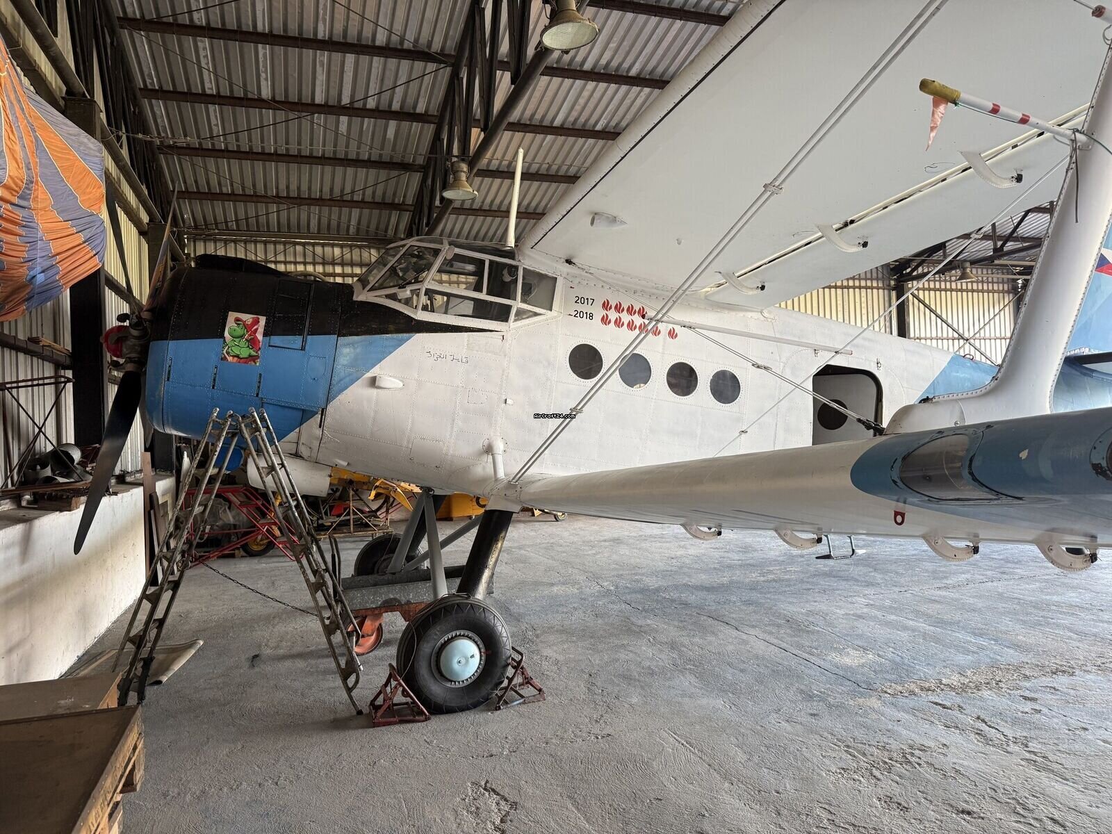 1979 Antonov AN-2R, photo 2
