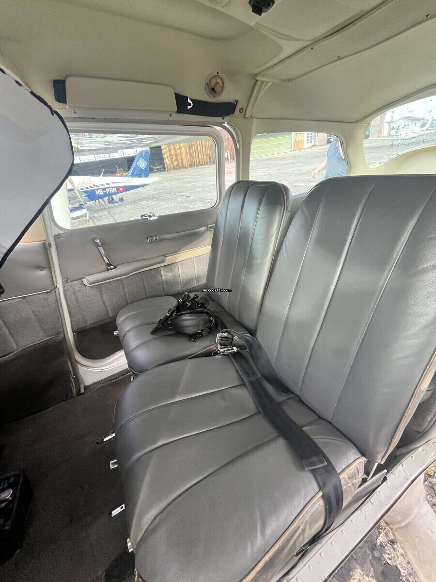 1981 Cessna 172P, photo 4