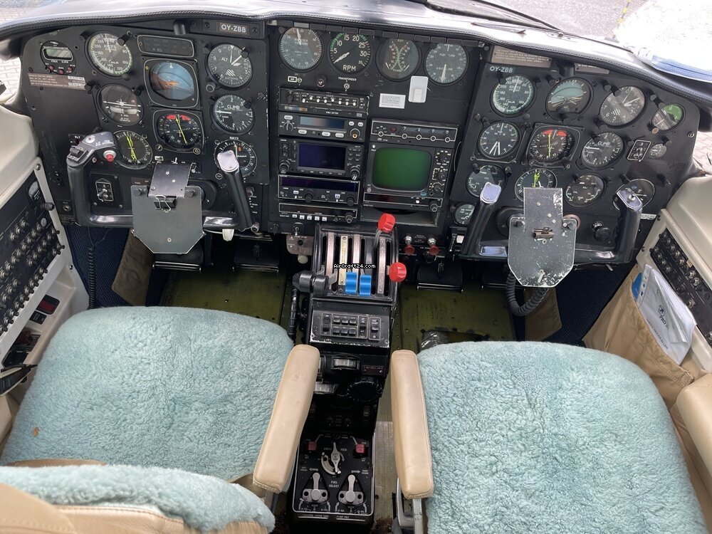 1985 Piper-Sterling PA 31-350 für Schulung, Deko, photo 4