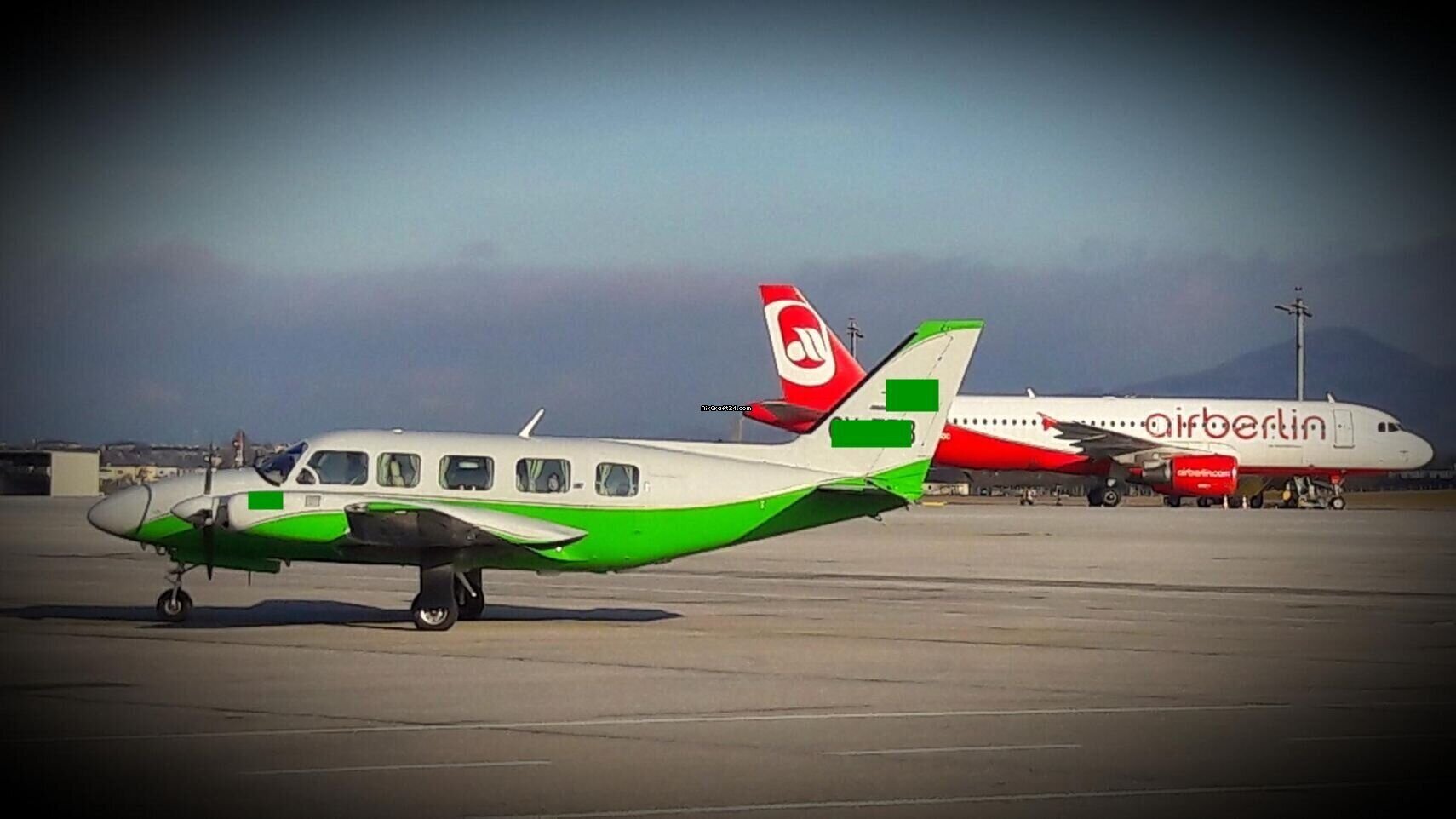 1985 Piper-Sterling PA 31-350 für Schulung, Deko, photo 5