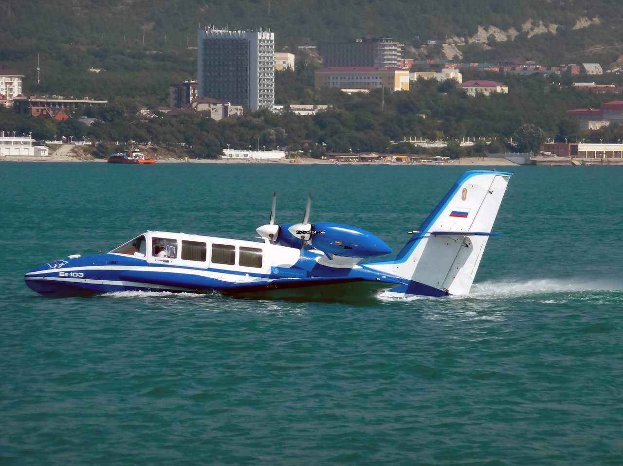 2022 Beriev BE-103 amphibious, photo 2