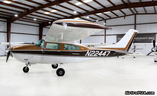 Cessna 210L