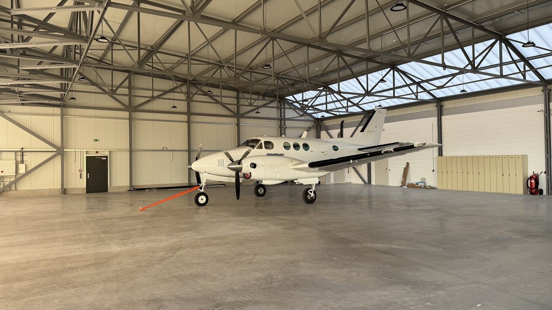1969 Beechcraft King Air 90, photo 5