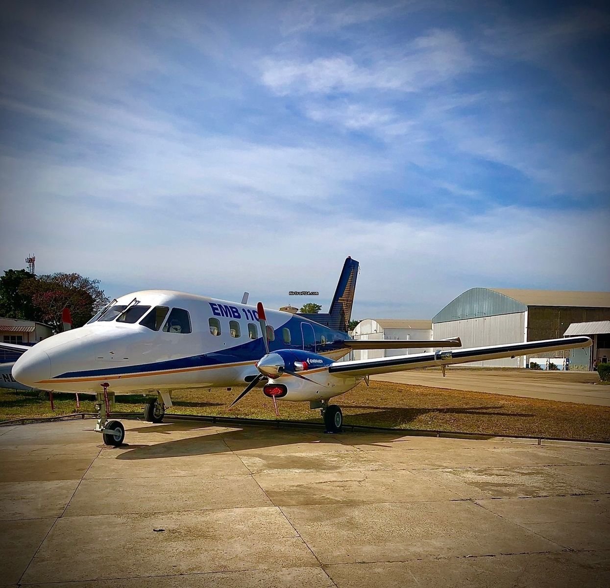 1976 Embraer EMB-110 Bandeirante, photo 8