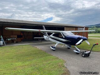 Tecnam P2010 GRAN LUSSO + Hangarplatz