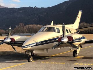 Beechcraft 60 Duke B