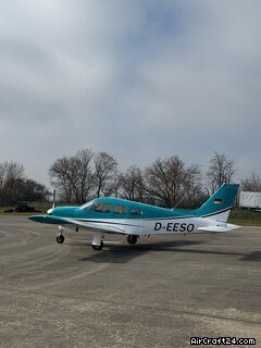 Piper PA28R-200