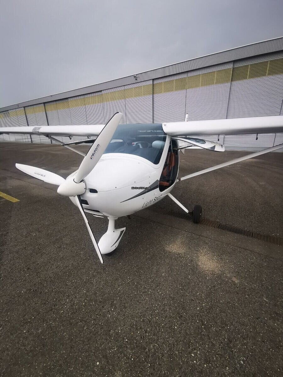 2010 Remos GX, photo 2
