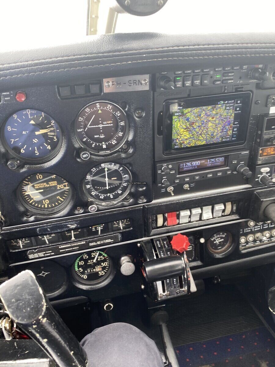 1976 Piper PA-28-151 Warrior ll, photo 5