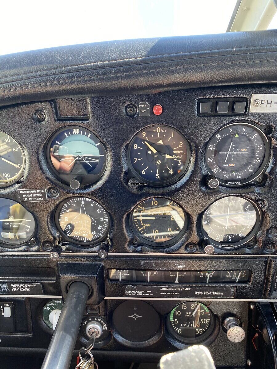 1976 Piper PA-28-151 Warrior ll, photo 6