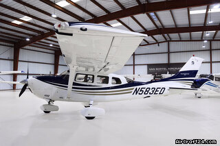 Cessna T206H