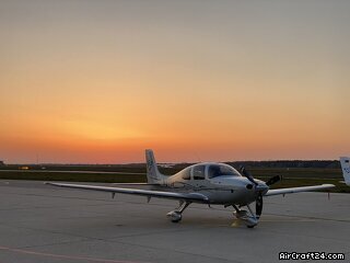 Cirrus SR22-G3